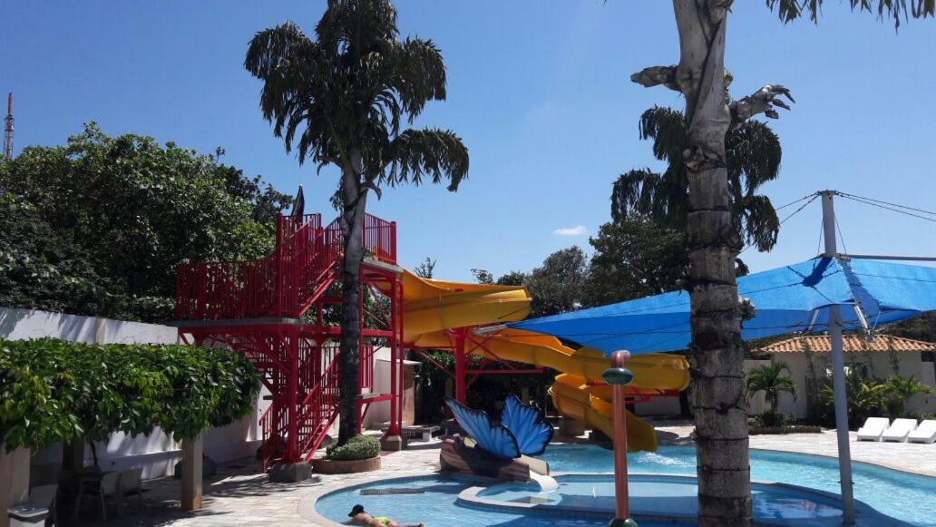 Resort Internacional Diroma Caldas Novas Exterior photo